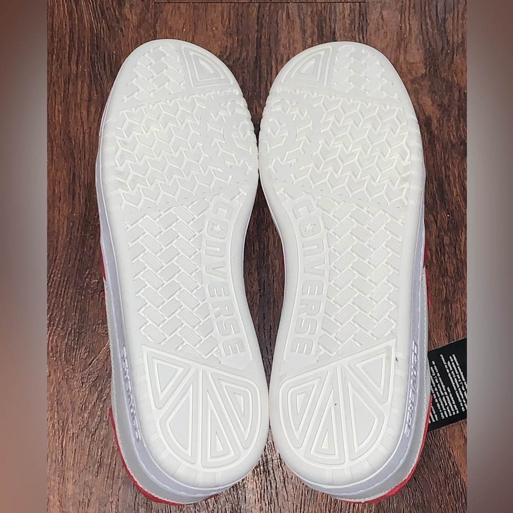 Converse - Picture 16 of 16